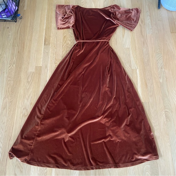 Baltic Born Meghan Velvet Wrap Maxi Dress size large - Picture 7 of 15